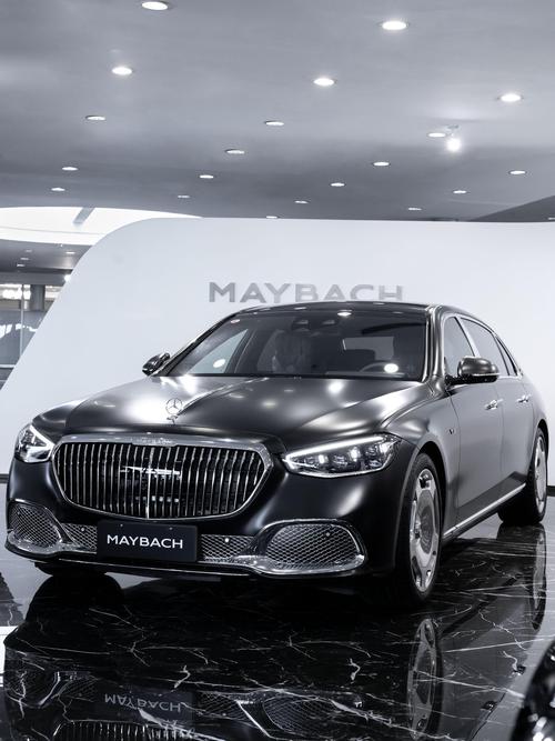 深圳龙岗区天泽世企业管理咨询岚图汽车的售后服务让用户无忧出行，迈巴赫未来的豪华车趋势